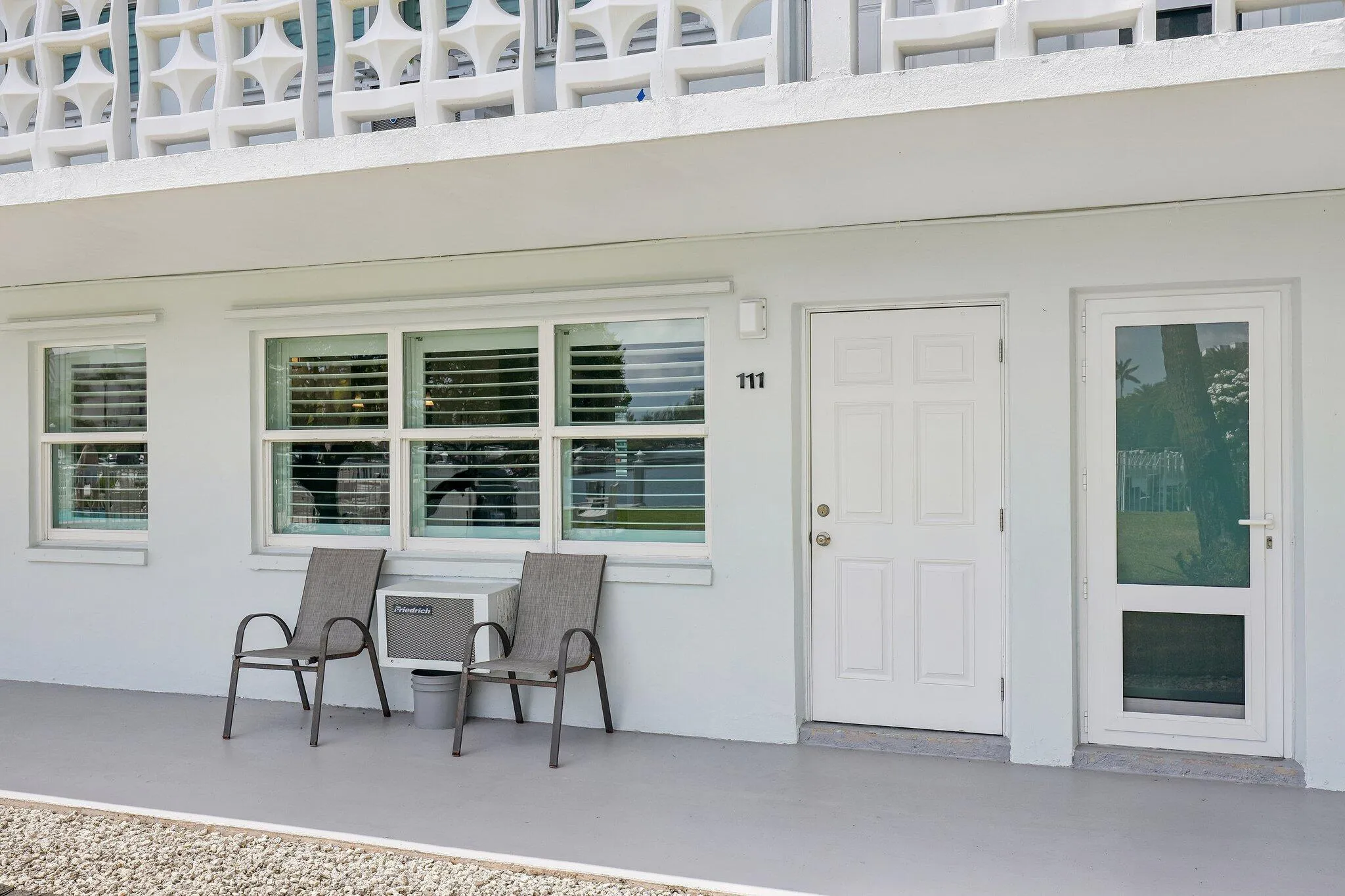 6-web-or-mls-S Ocean Dr 111-S1706-006