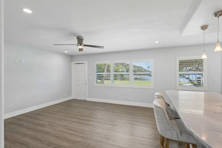 14-web-or-mls-S Ocean Dr 111-S1706-014