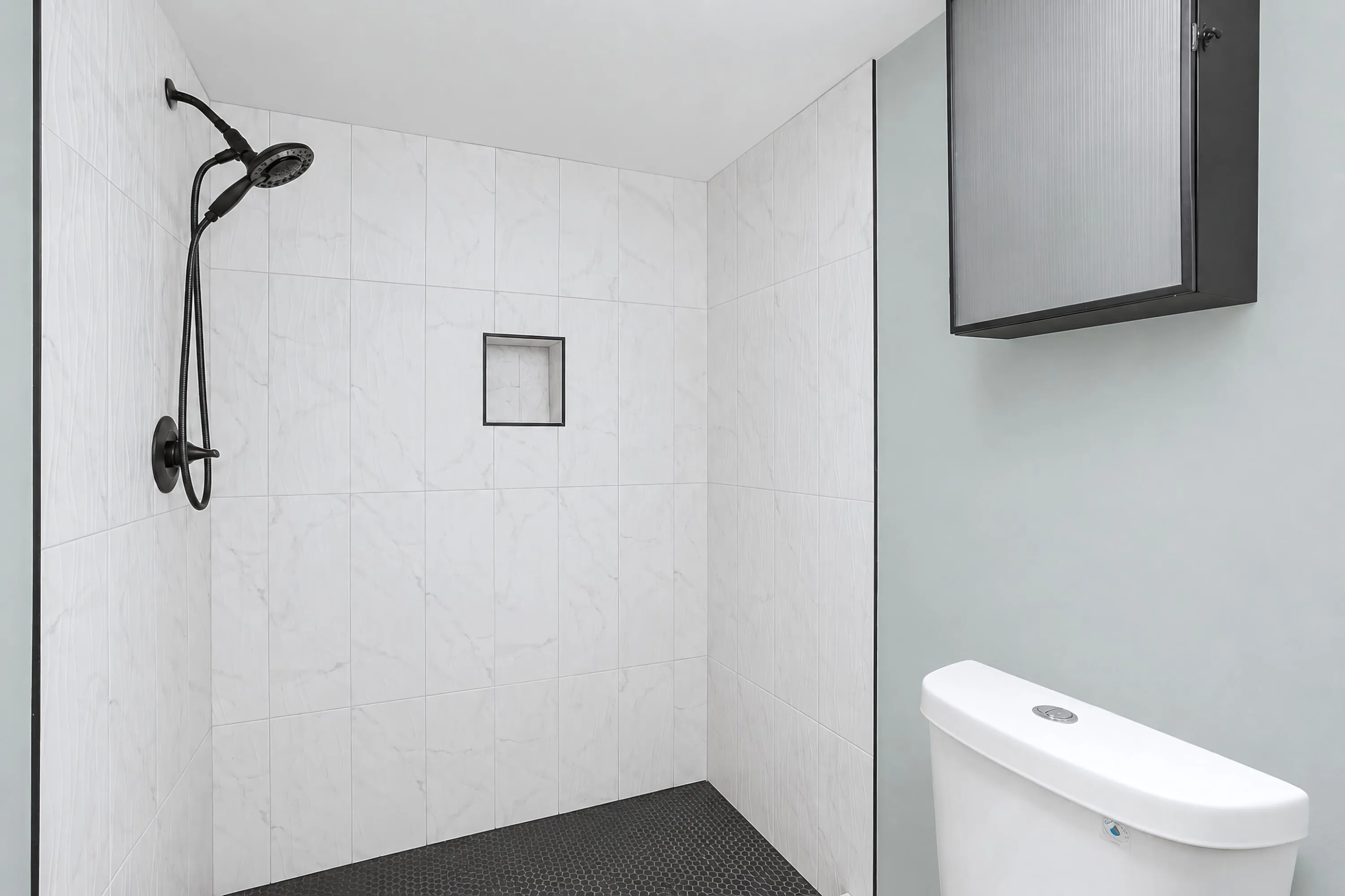 Primary En-Suite Bathroom