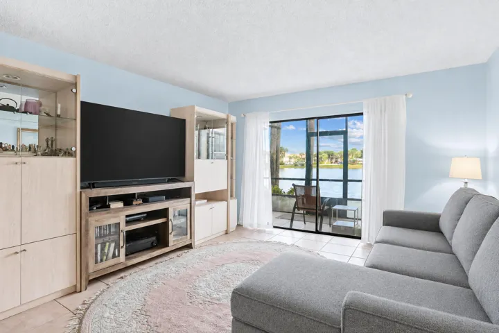 Living Room w/ Lake View