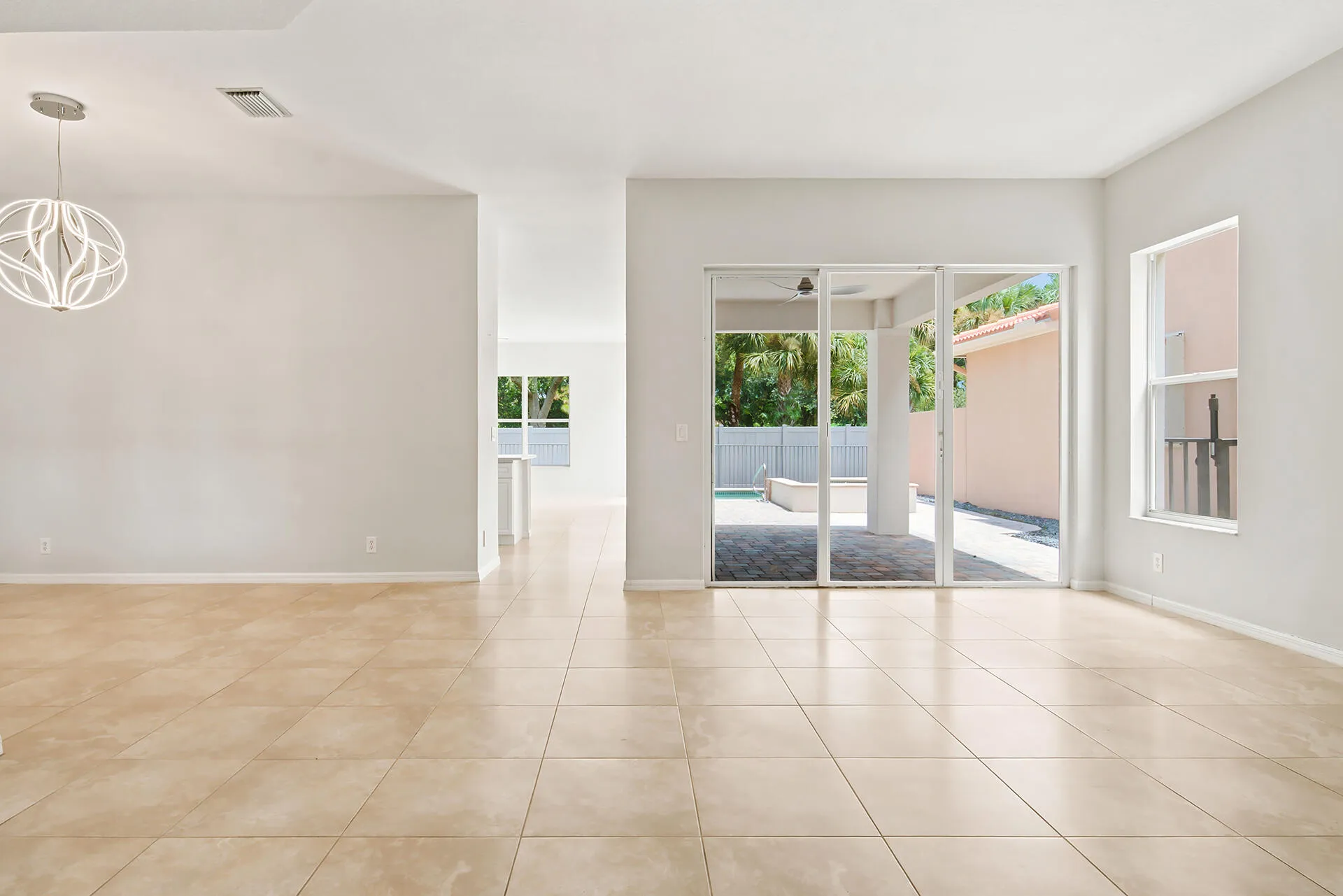 207-ISLE-VERDE-WAY-33418-012