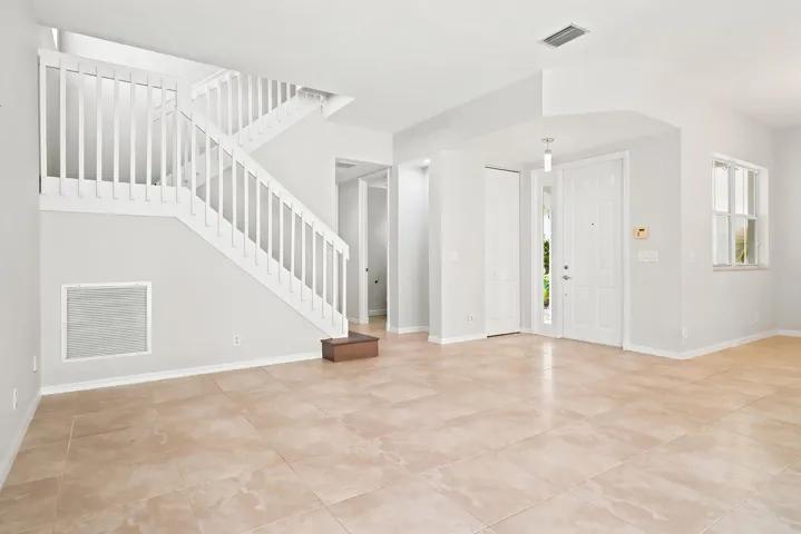 207-ISLE-VERDE-WAY-33418-014