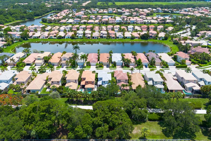 207-ISLE-VERDE-WAY-33418-067