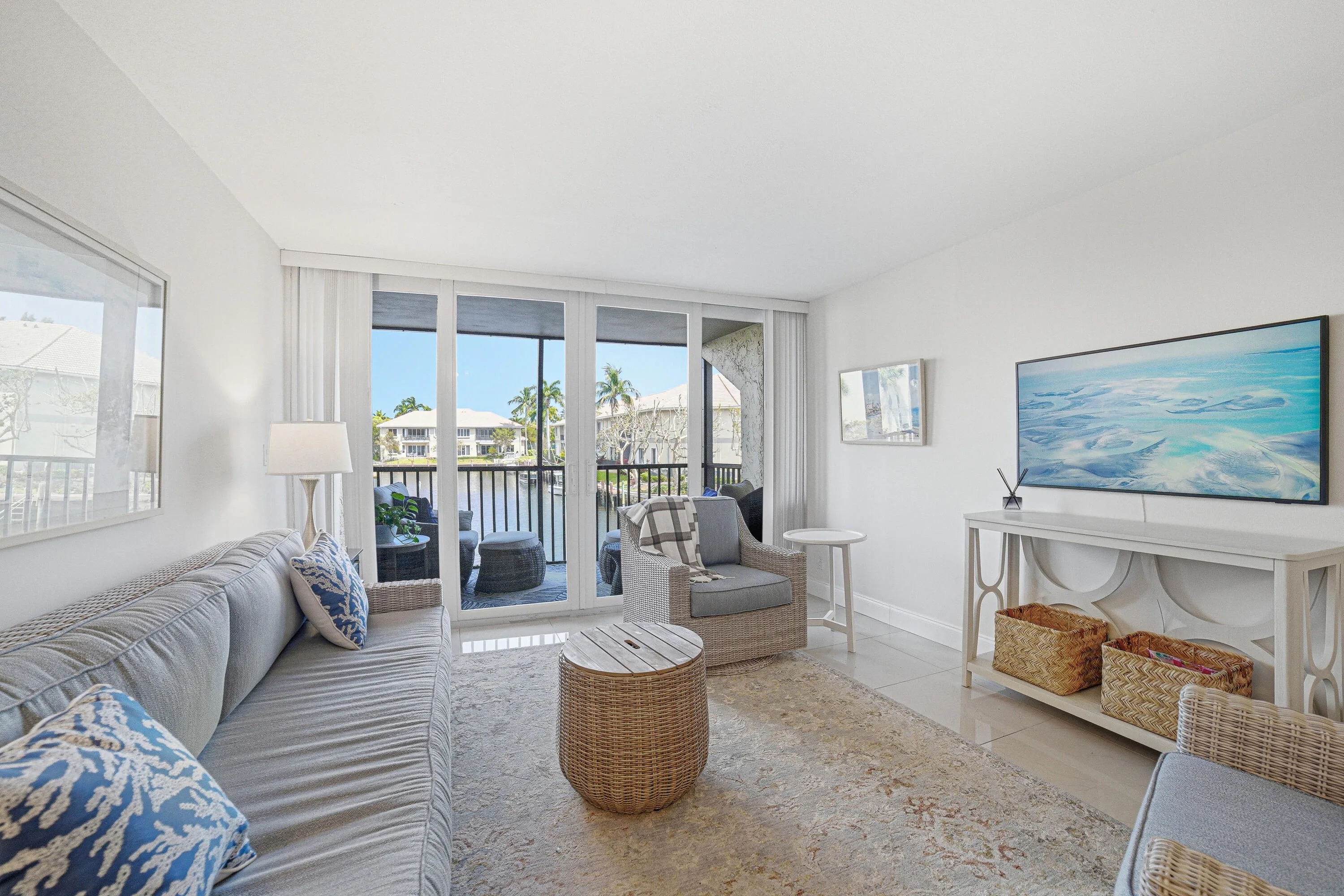Coastal Living room - Boca Raton waterfr