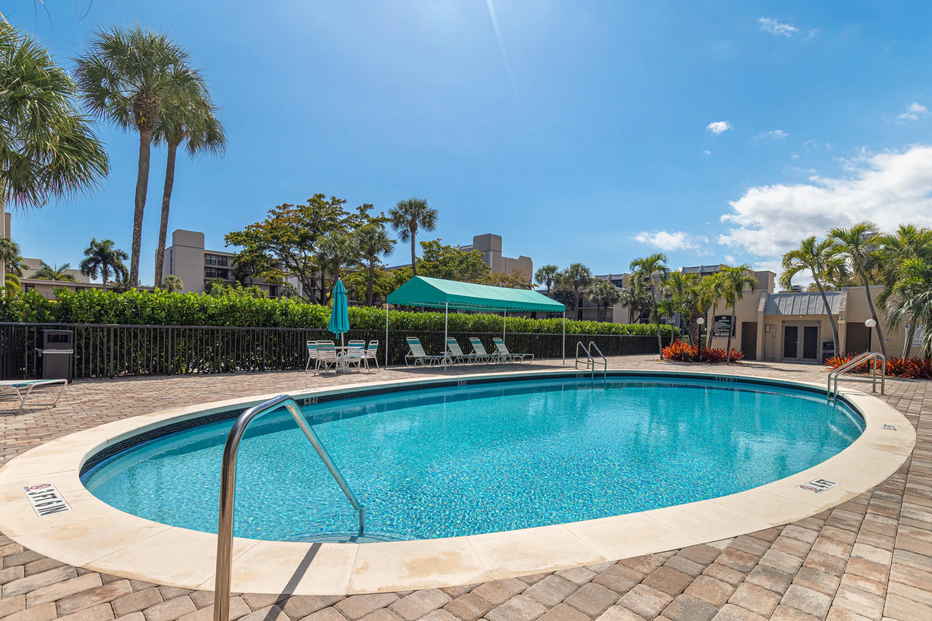 Pool - Boca Raton waterfront condo commu