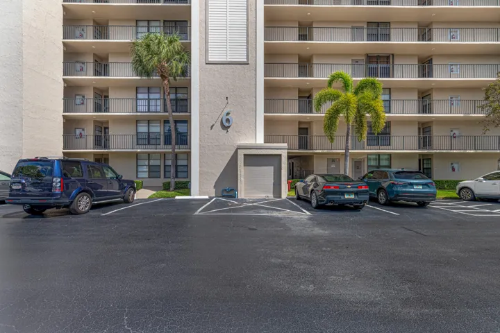 Boca Raton waterfront condo building fro