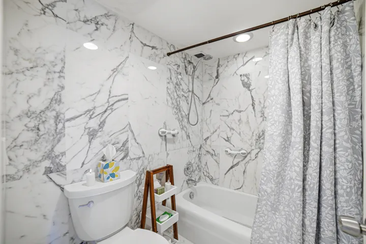 Master Bathroom - Updated modern large t