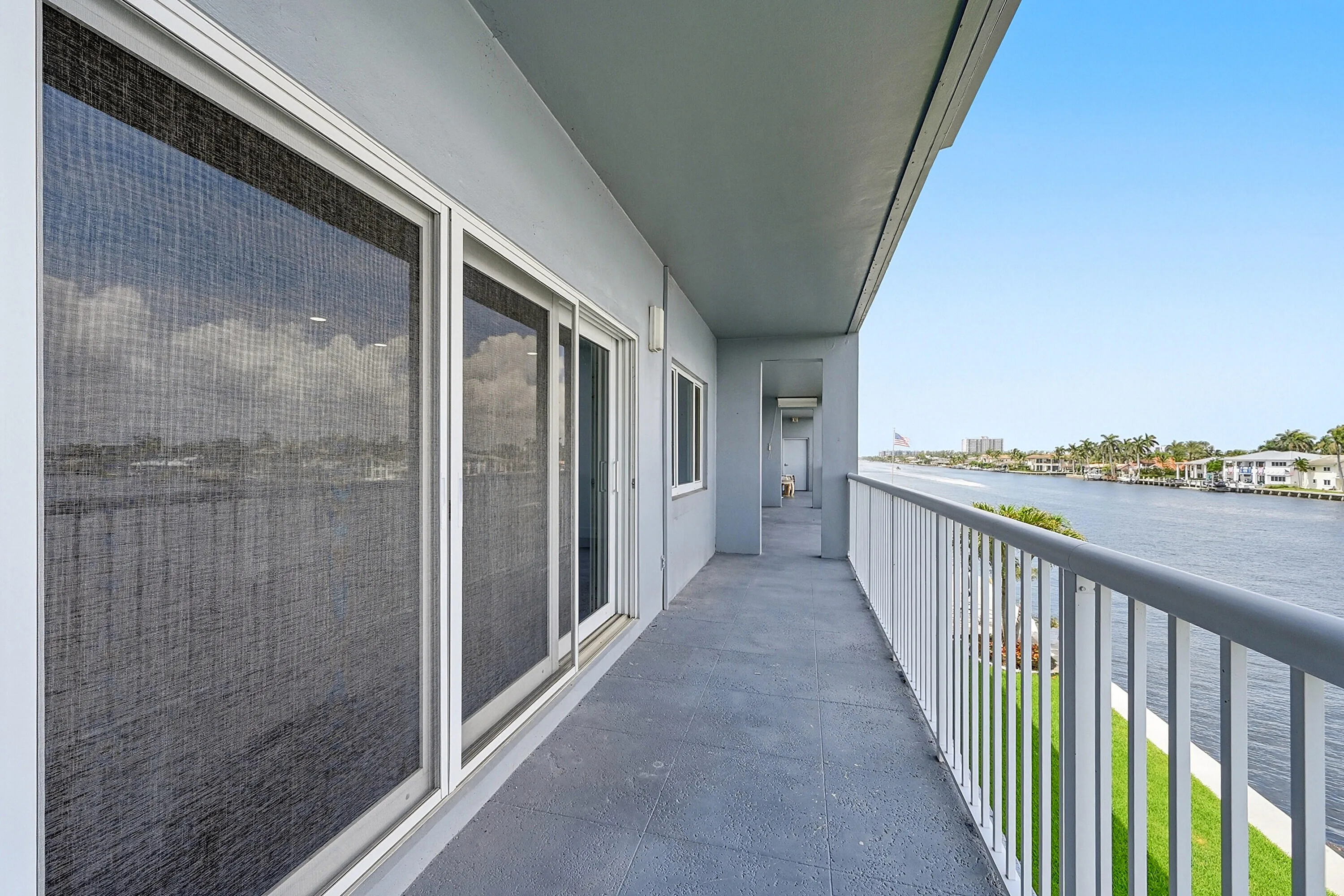 22_balcony
