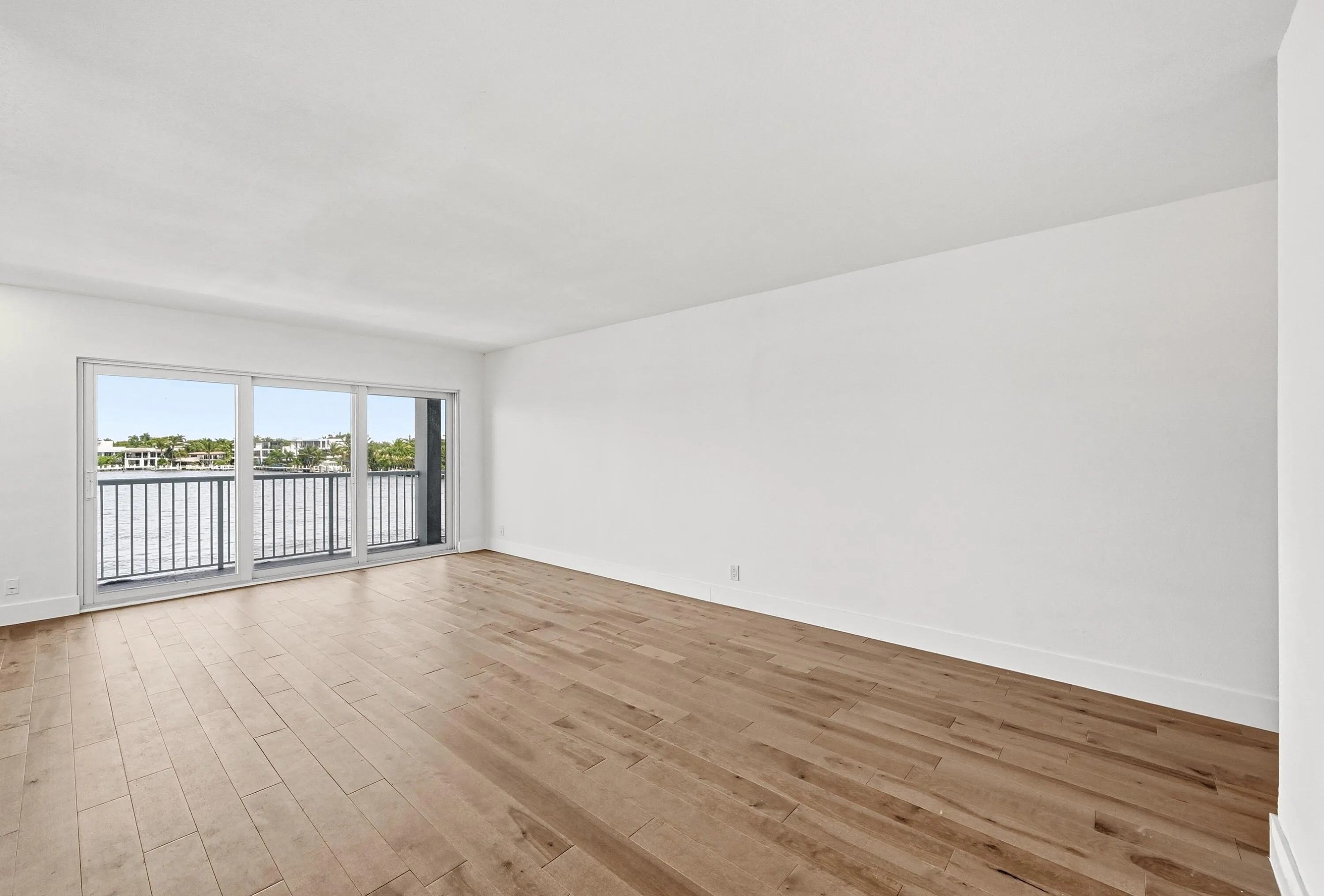 04_living room