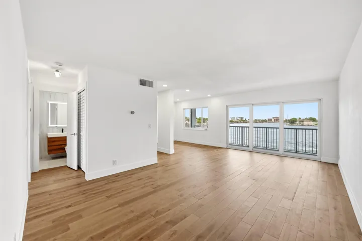03_living room