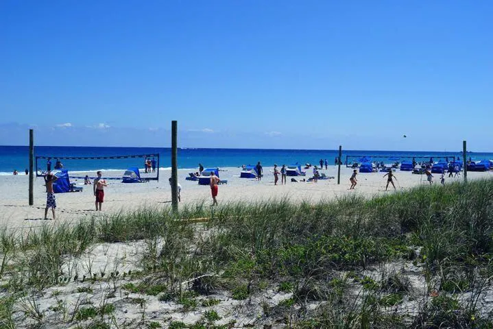 DELRAY VOLLEY BALL