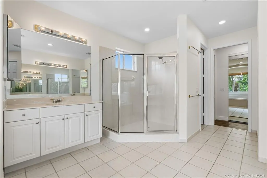 Property photo 88