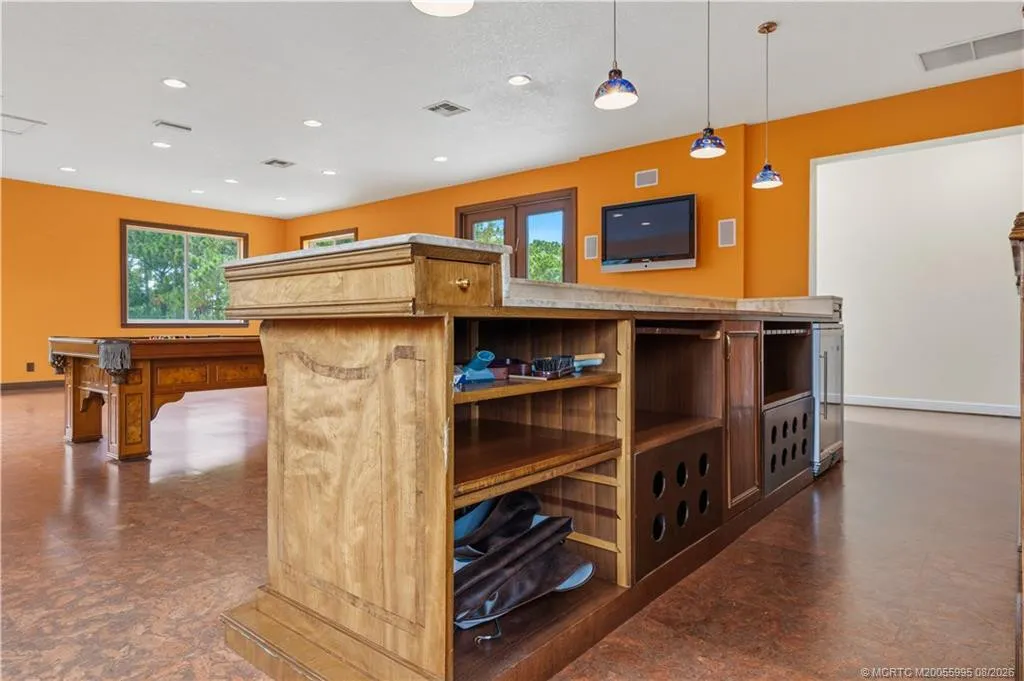 Property photo 70