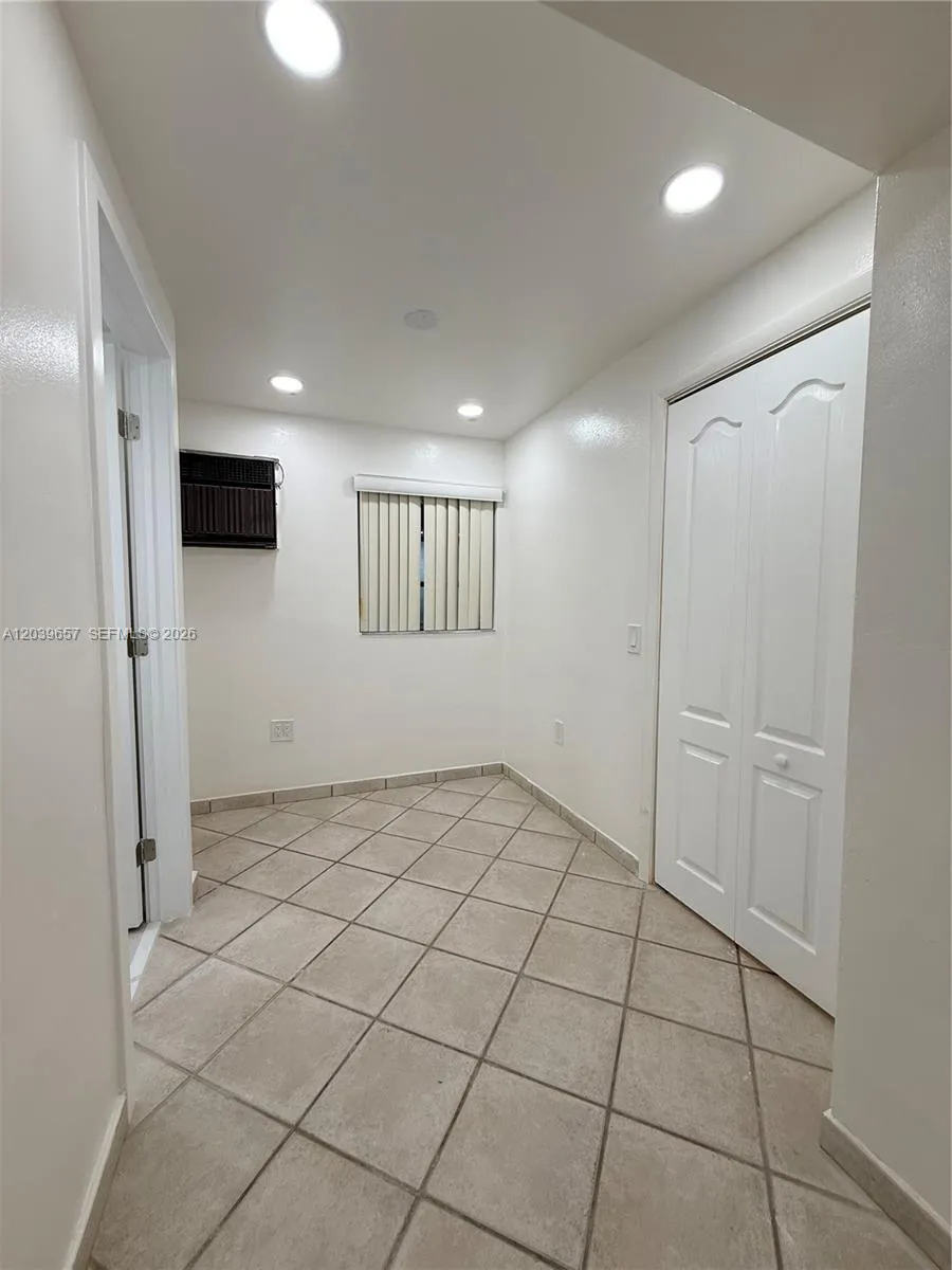 Property photo 50