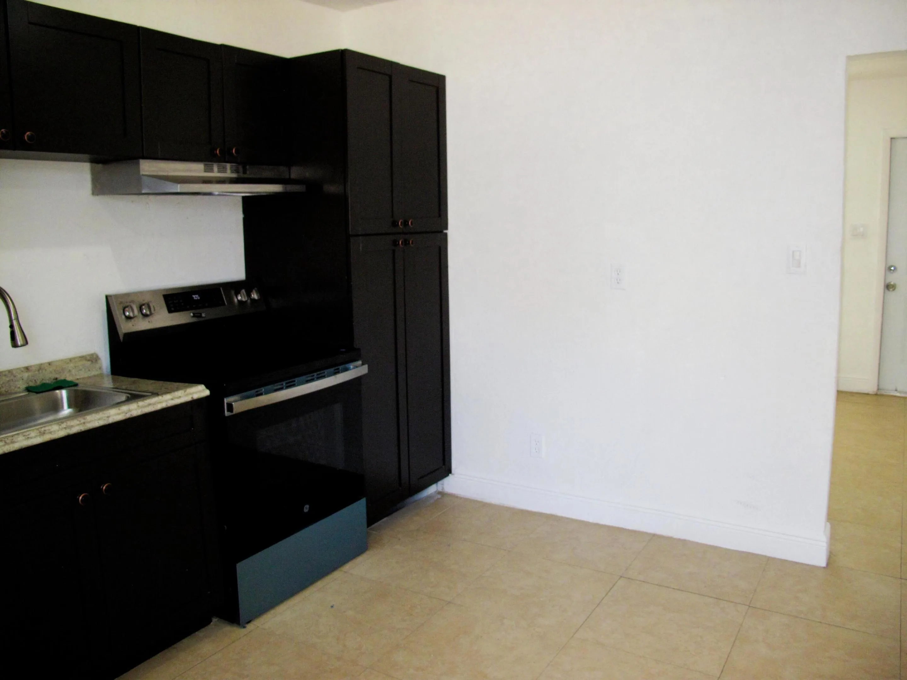 16-Kitchen