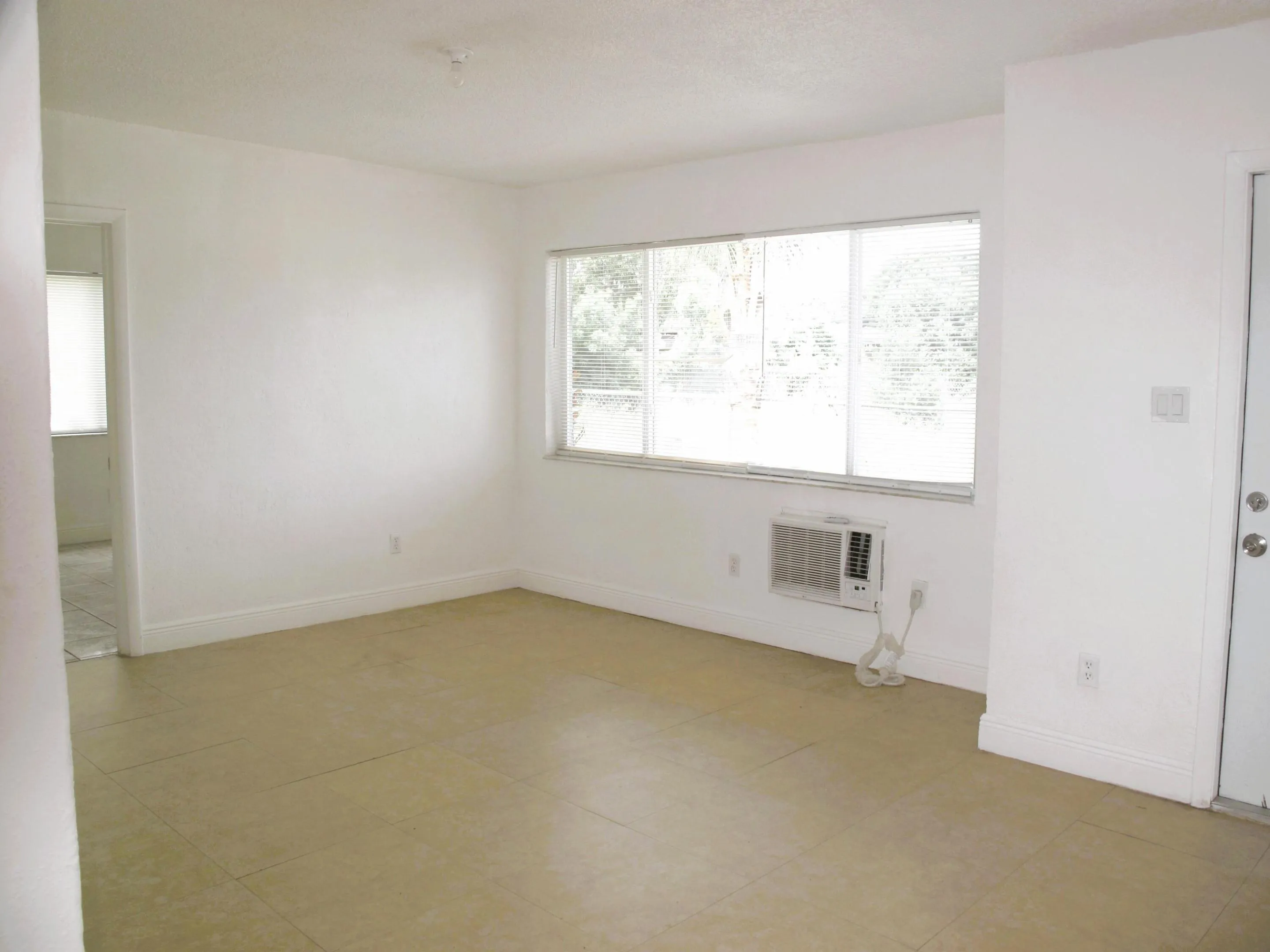 5-Living-Dining room