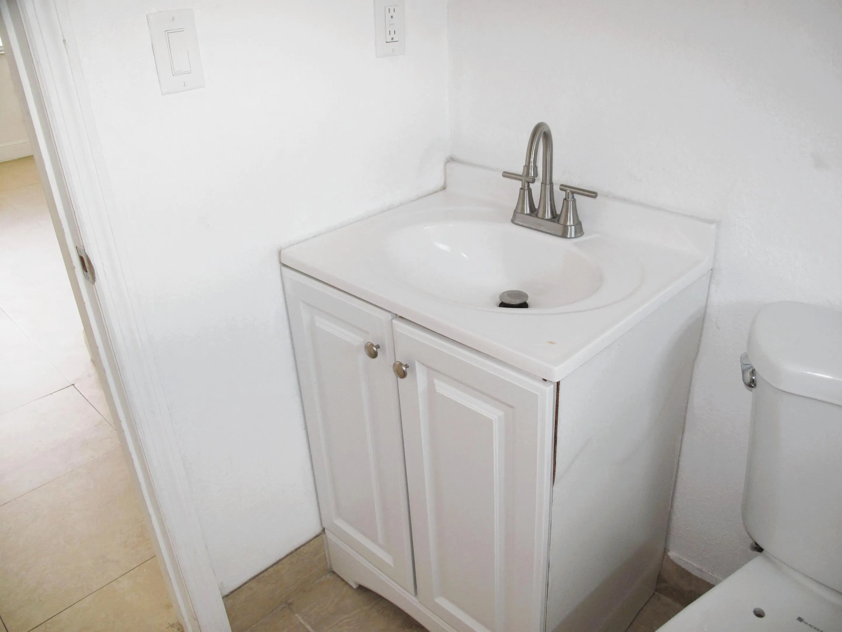 12-Bathroom