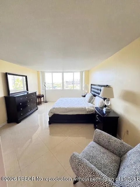 Master suite