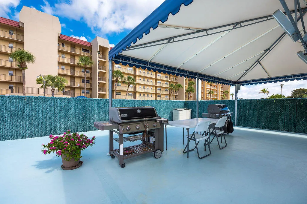 3661ViaPonciana#206LakeWorth-24