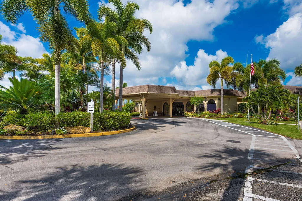 3661ViaPonciana#206LakeWorth-32