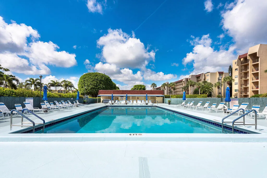 3661ViaPonciana#206LakeWorth-23