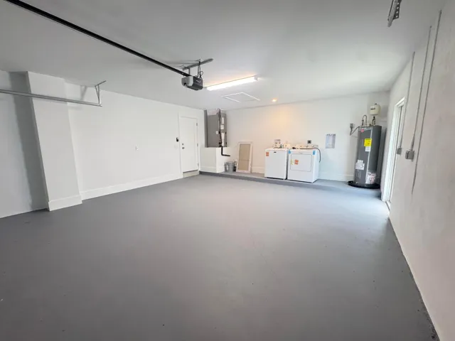 GARAGE 1
