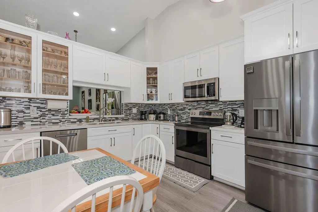 Kitchen 3