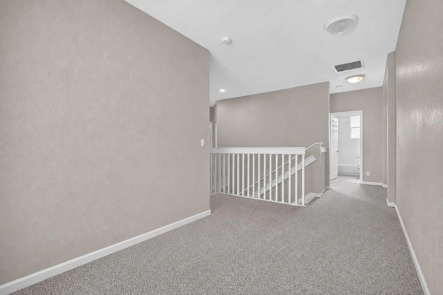 25-web-or-mls-744FAE2A-53D2-4408-B2D9-F1