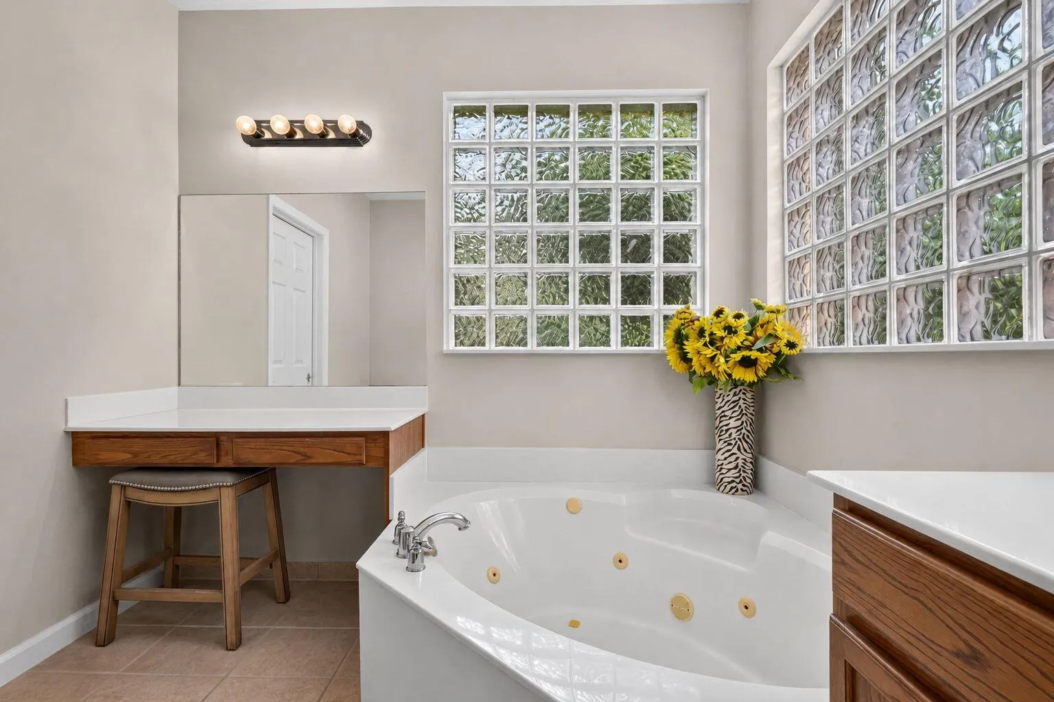 39-web-or-mls-0092AA04-7EE9-487E-A9FF-78