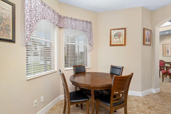 10-web-or-mls-2161 NW Padova St - 10