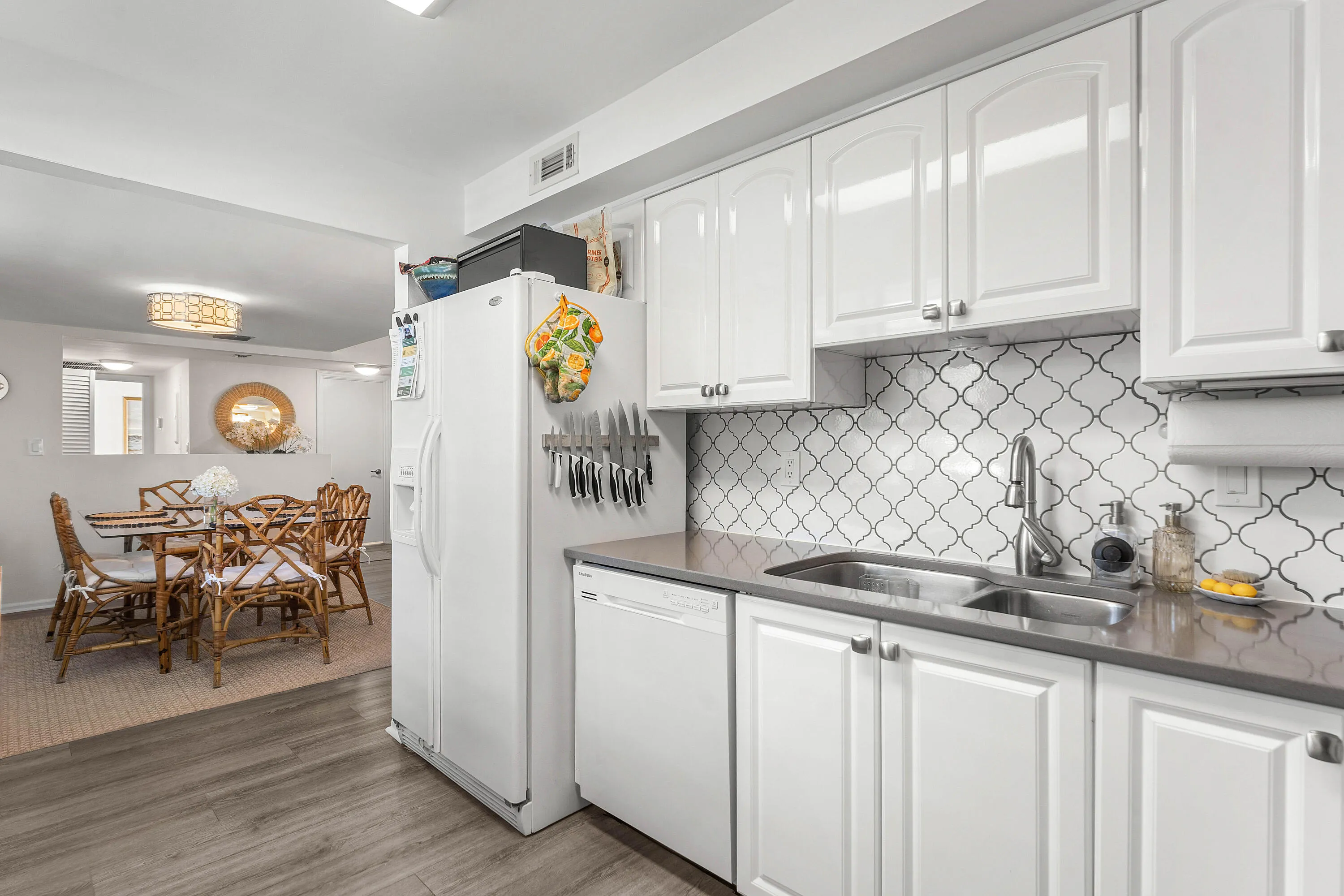 009-1605SouthUSHighway1-M1206-Jupiter-FL