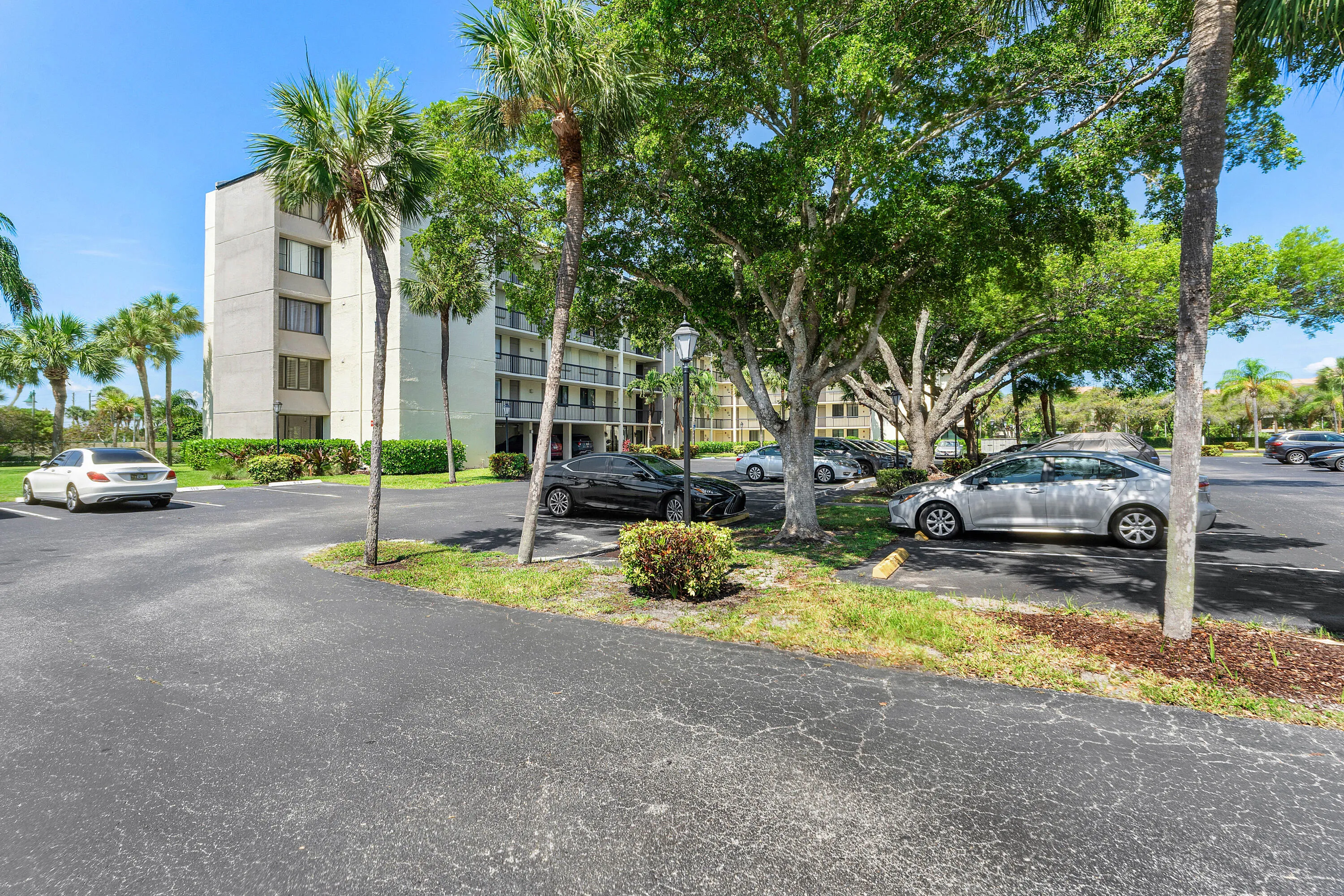 032-1605SouthUSHighway1-M1206-Jupiter-FL