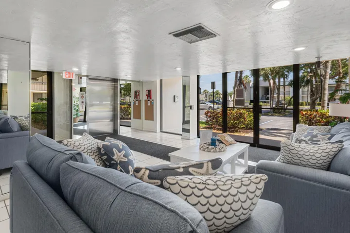 003-1605SouthUSHighway1-M1206-Jupiter-FL