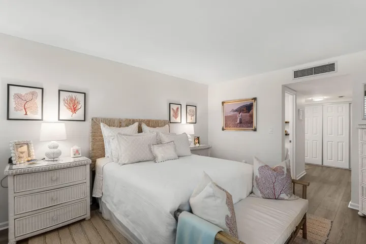 027-1605SouthUSHighway1-M1206-Jupiter-FL