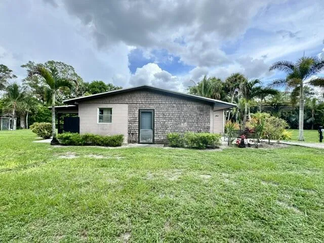 Side of home-13559 24th court