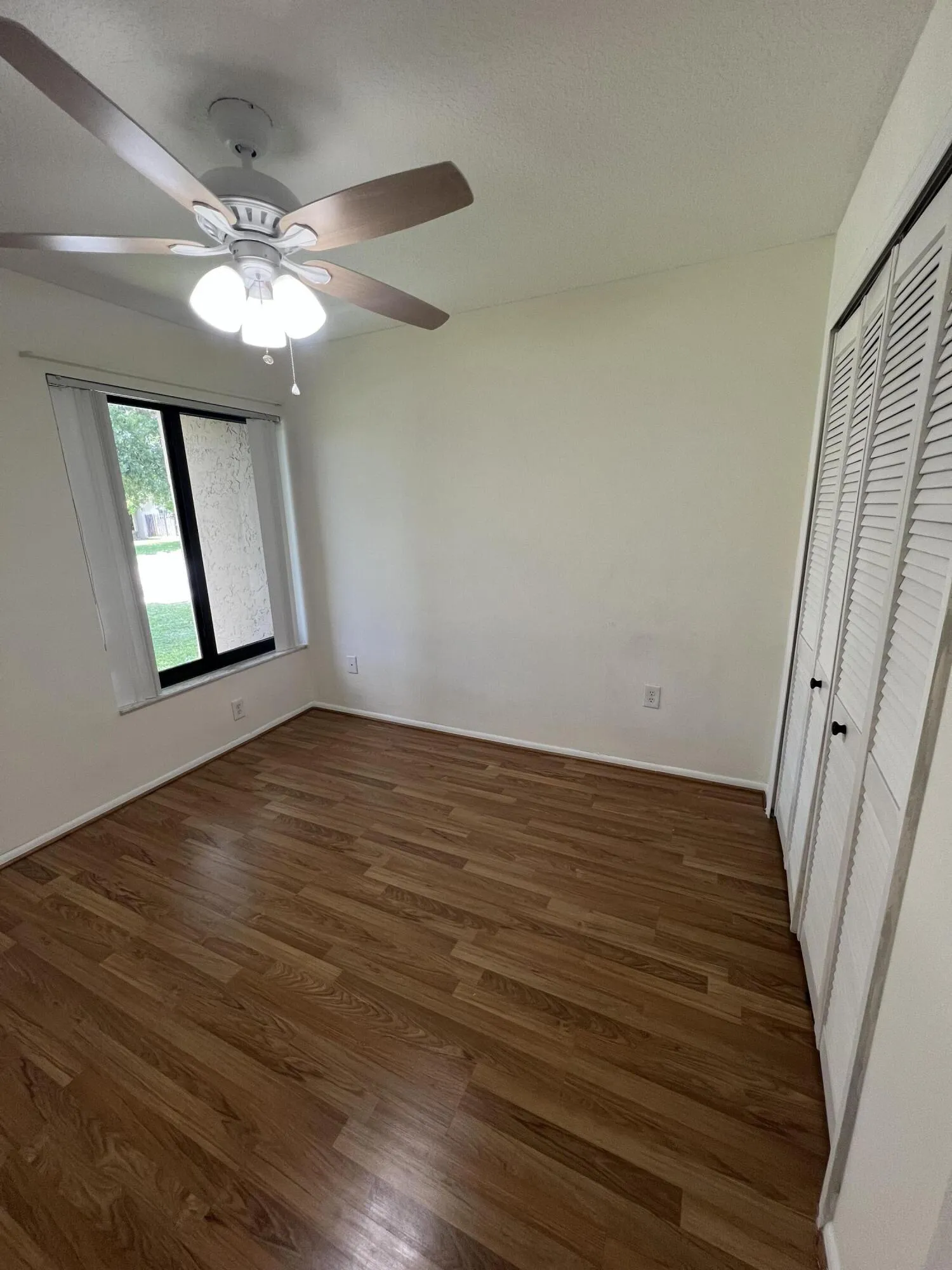 Laminate flooring