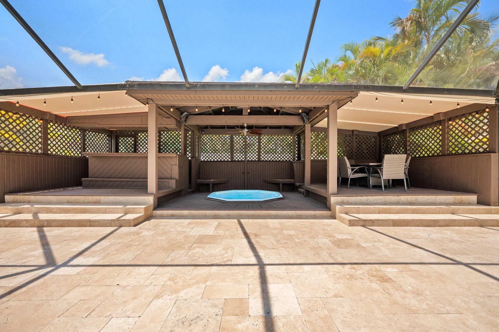 28-web-or-mls-22416-swordfish-dr