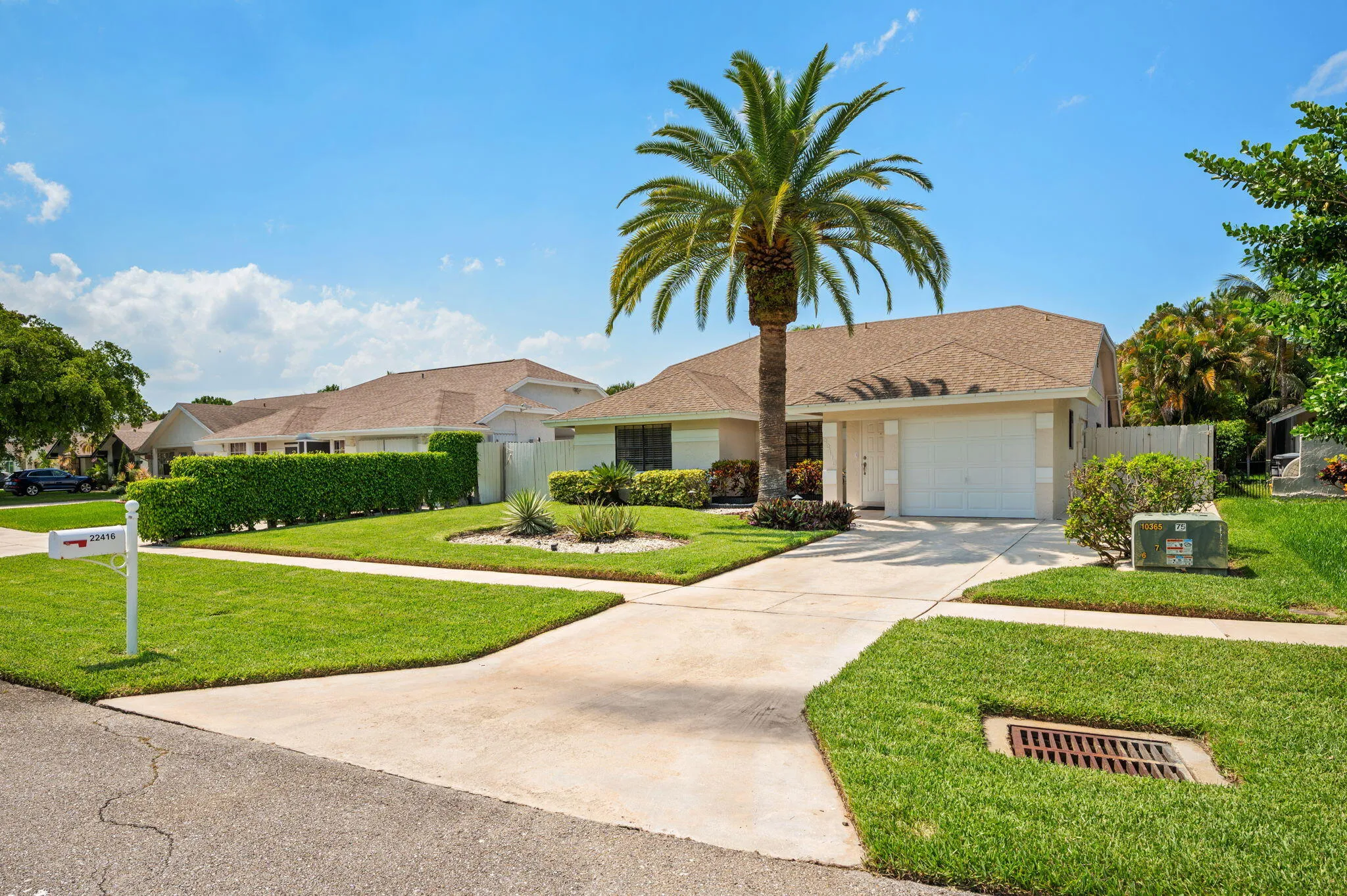 7-web-or-mls-22416-swordfish-dr