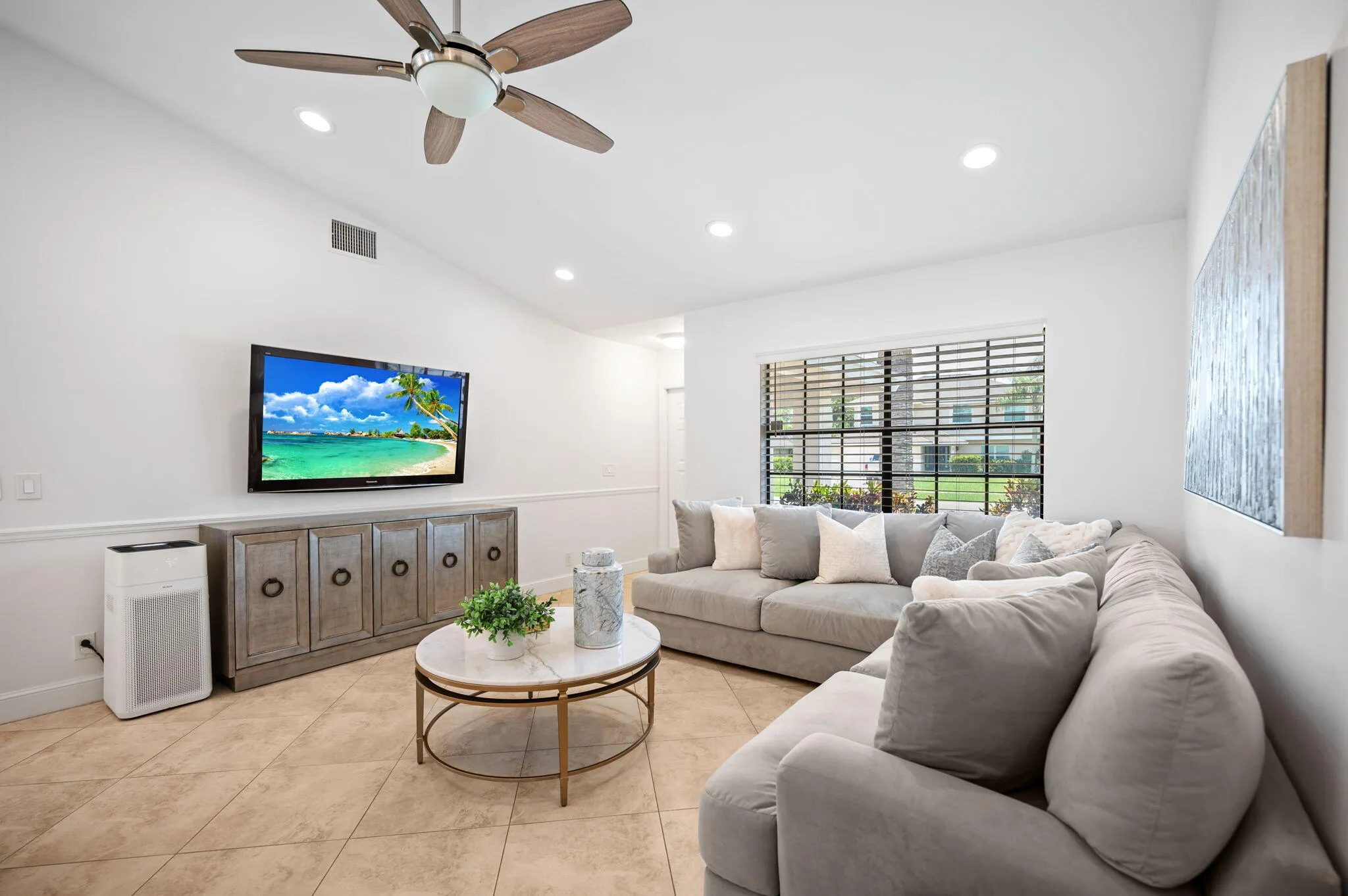 9-web-or-mls-22416-swordfish-dr