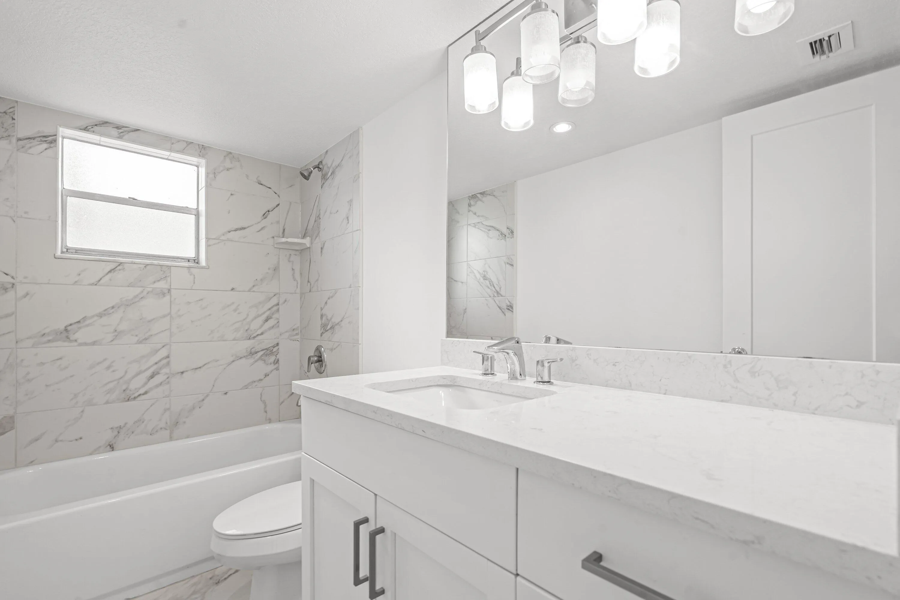 015-3090HolidaySpringsBoulevard-109-Marg