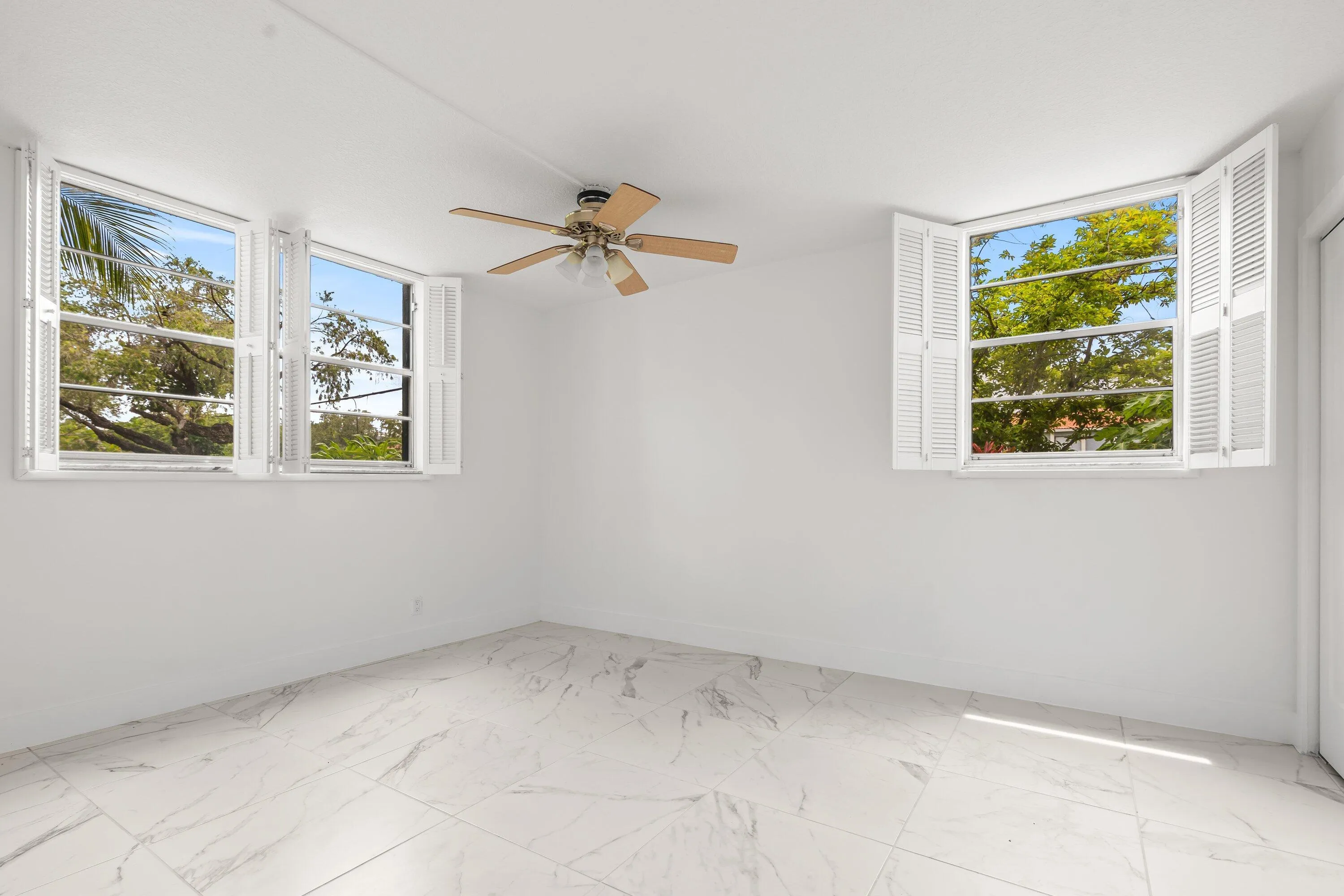 018-3090HolidaySpringsBoulevard-109-Marg