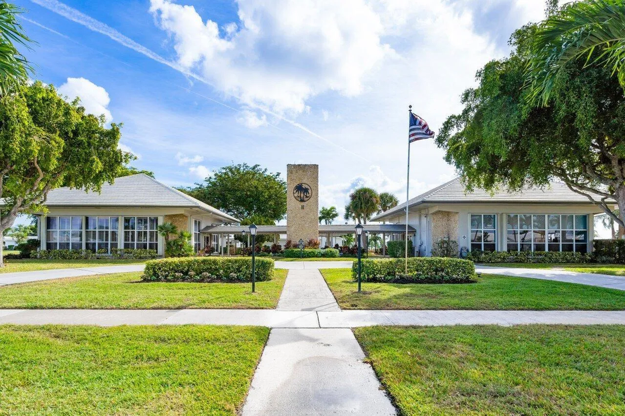 1 of 3 Clubhouses!