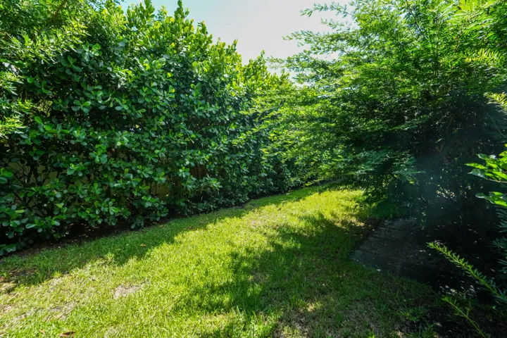 722 Greenbriar dr o-8