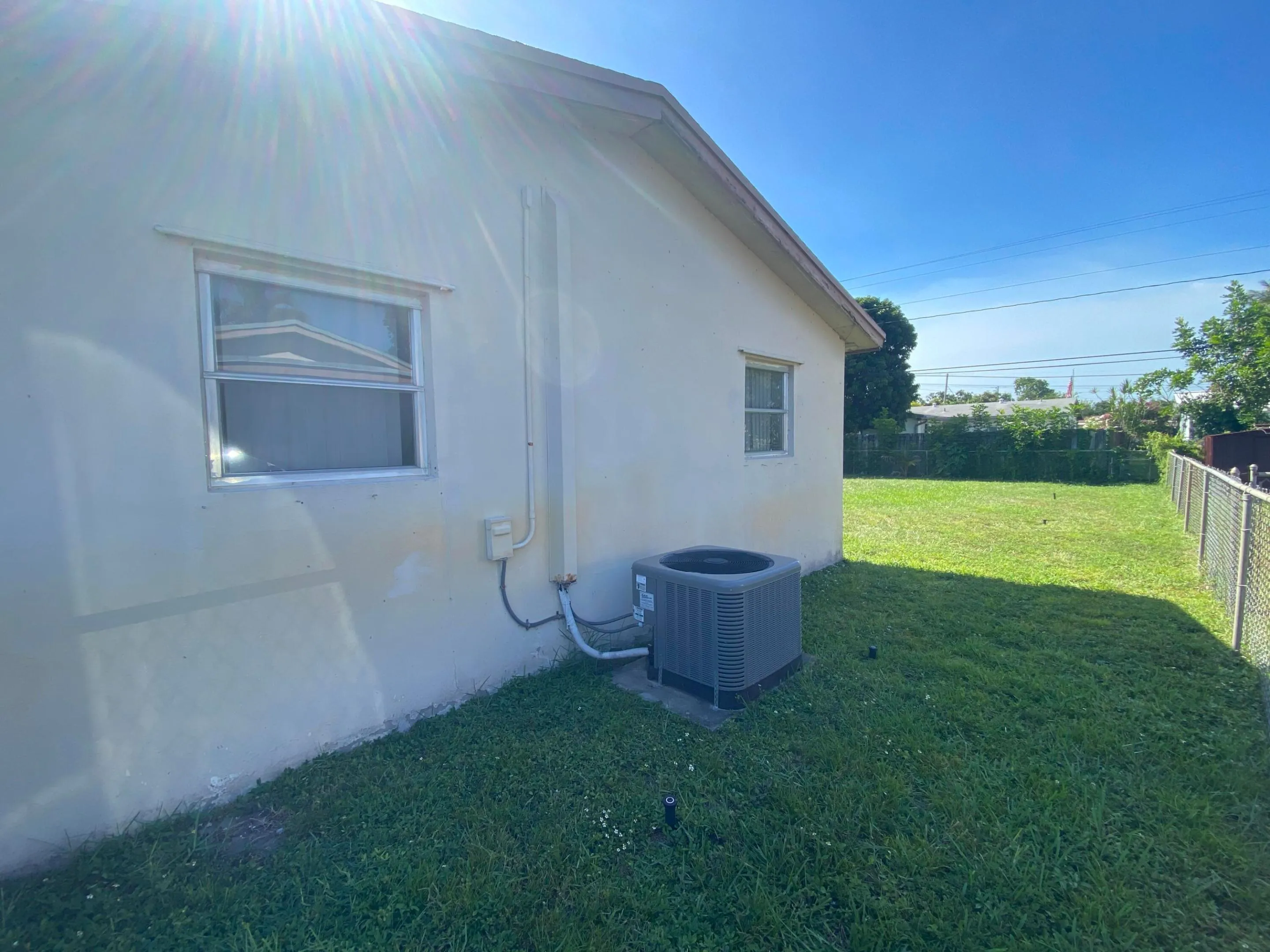6751 liberty st bonus room