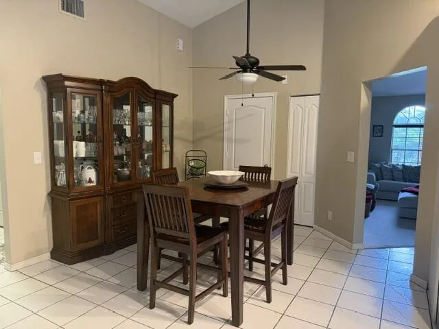 dining area off kitchen