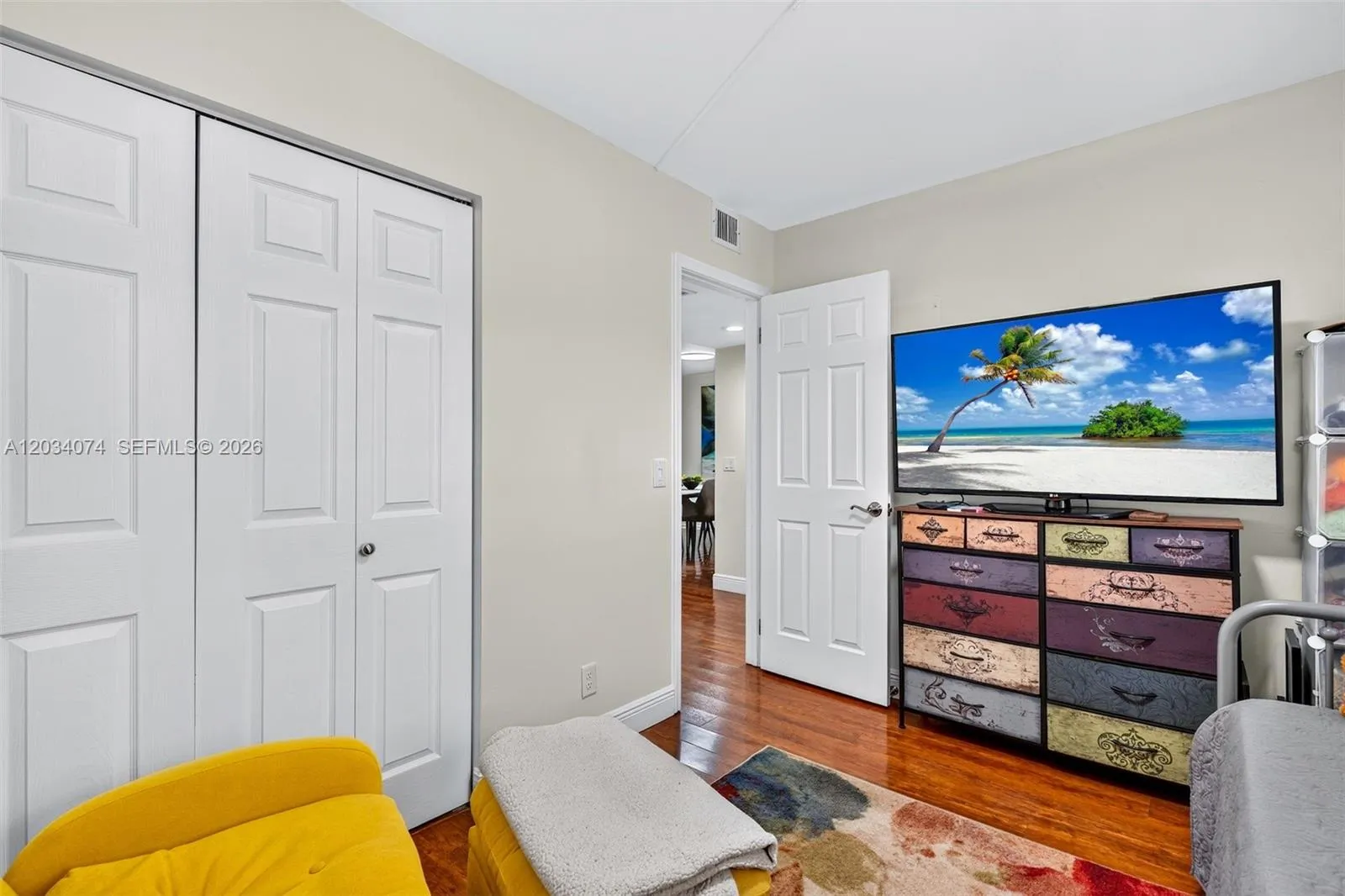 2nd Bedroom