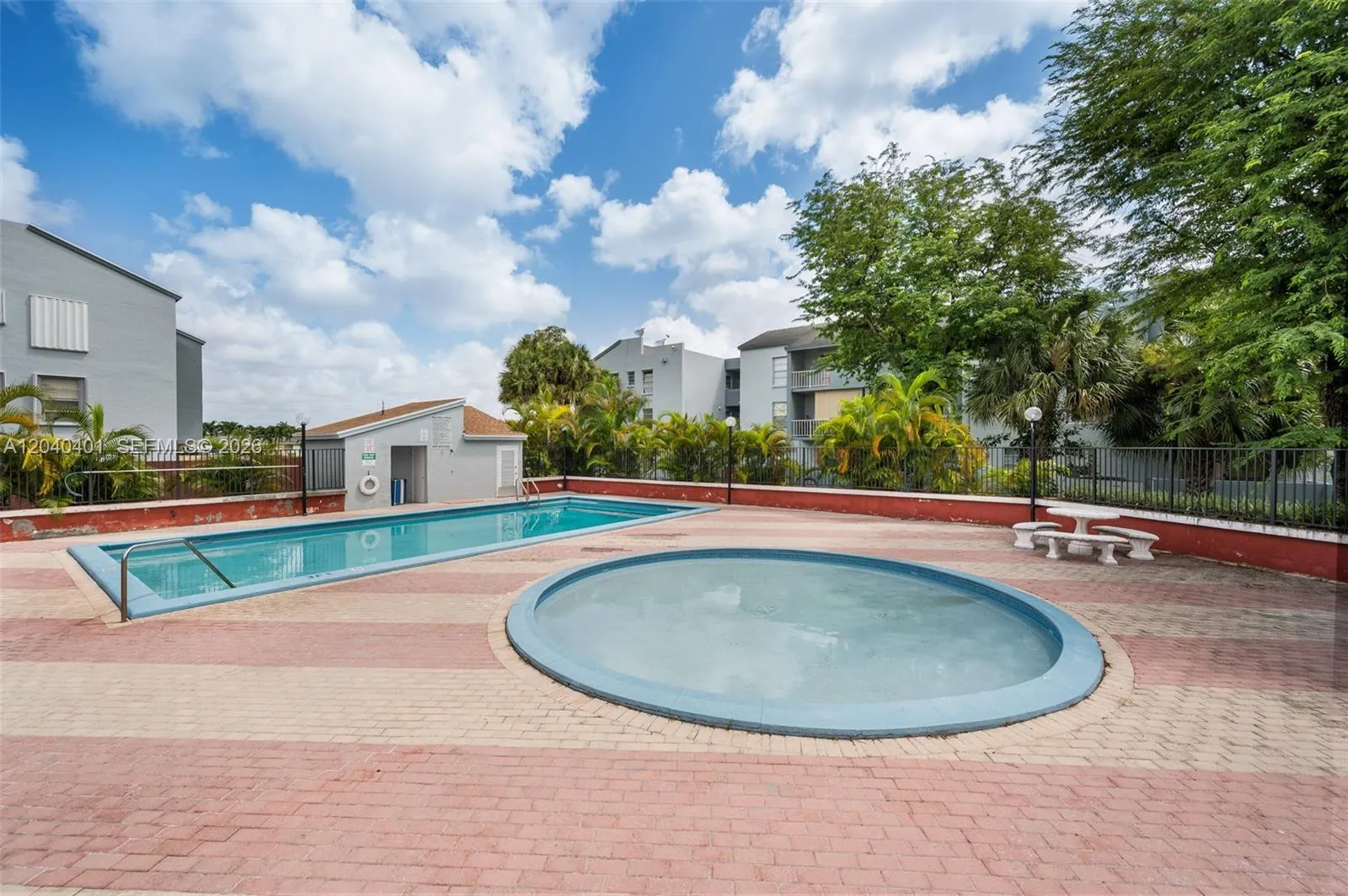 Property photo 32