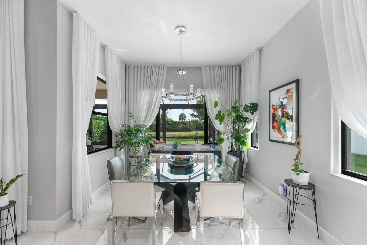 016-9131GrandPrixLane-BoyntonBeach-FL-33