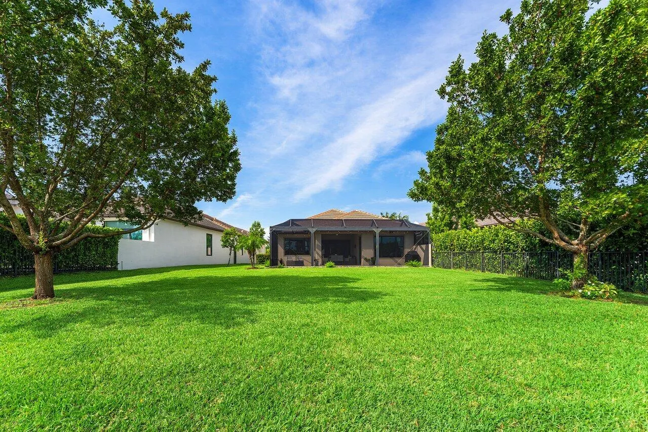 038-9131GrandPrixLane-BoyntonBeach-FL-33