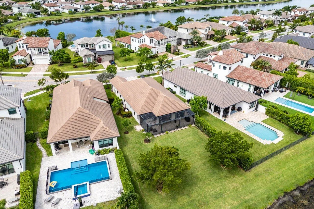 047-9131GrandPrixLane-BoyntonBeach-FL-33